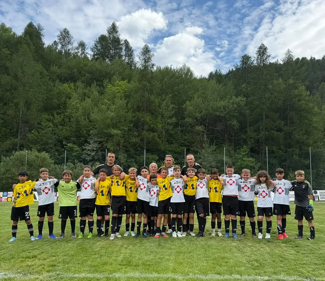 Ekipa Juventus Academy Serbia sa trenerima